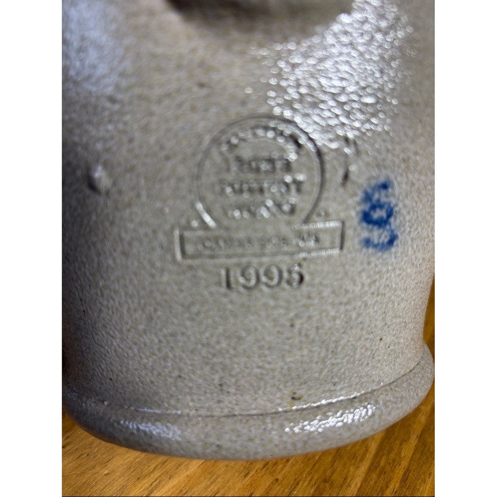 Rowe Pottery Salt Glazed Pitcher Jug Vintage 1995 Stoneware Blue Heart Motif 9" - Picture 5 of 11